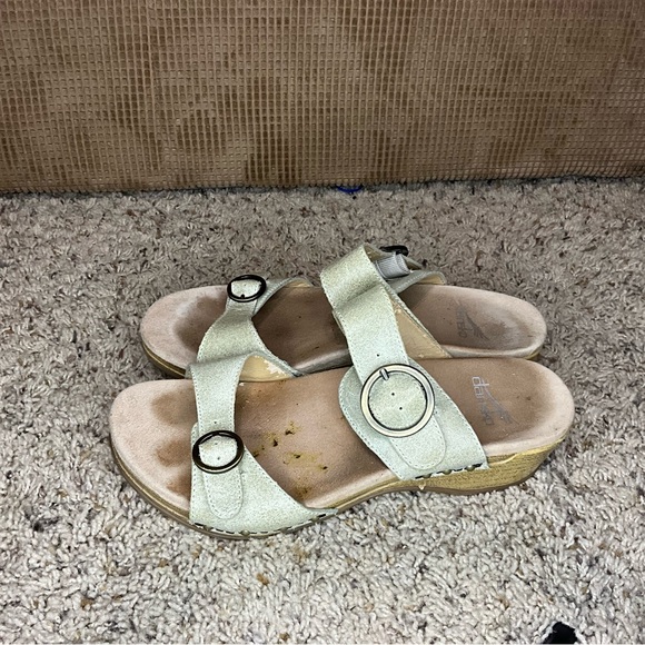 DANSKO Cream Sandals with Buckle Detail SIZE 39 - Picture 9 of 15